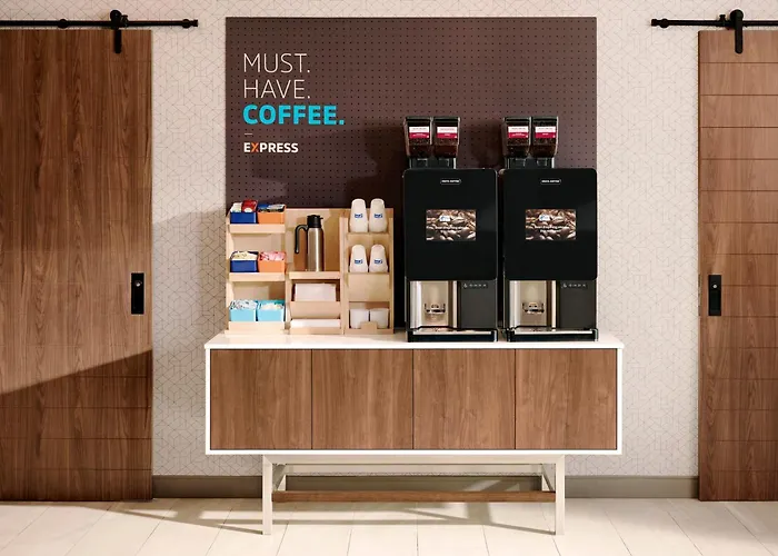 Express & By Ihg Yuma