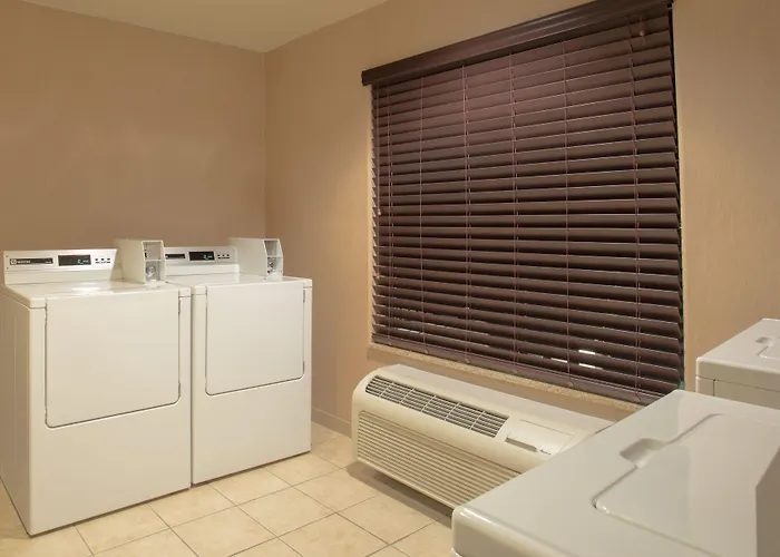 Express & By Ihg 3* Yuma