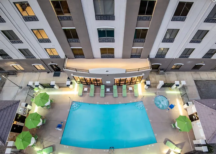 Express & By Ihg Yuma